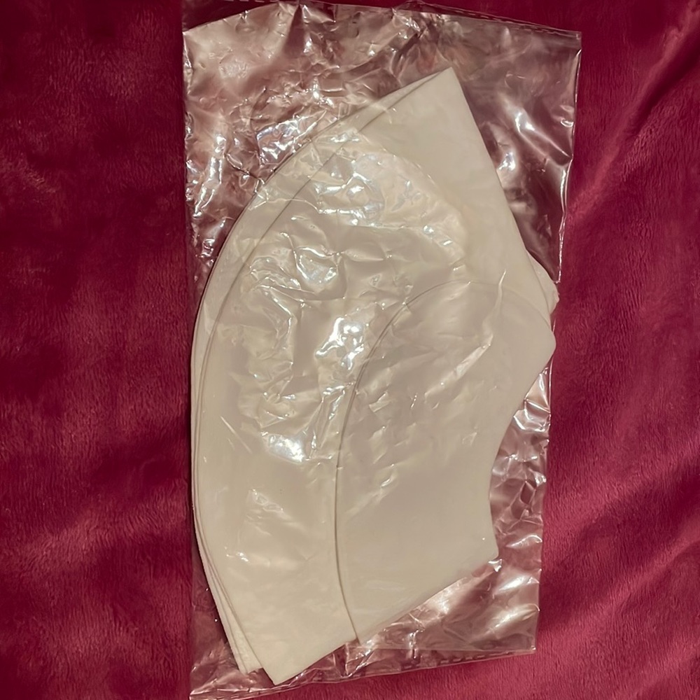 fake undershirt collar (buttons in back)